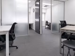 7 Person Private Office
