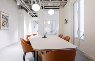 15 Person Private Office