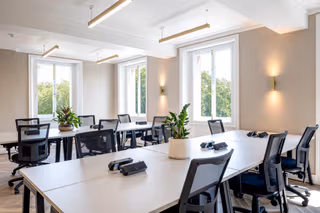 65 Person Private Office