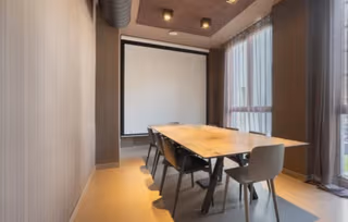 1 Person Virtual Office