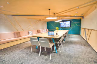 10 Person Private Office