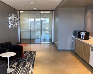 35 Person Coworking Desk