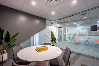 155 Person Coworking Desk