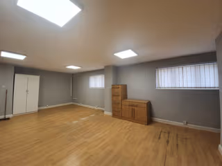 45 Person Private Office