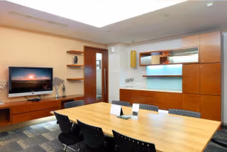 3 Person Private Office