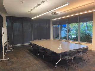 1 Person Shared Office