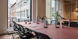5 Person Coworking Desk