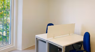 1 Person Private Office