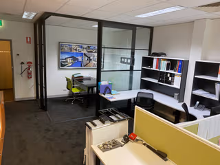 3 Person Shared Office