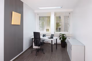 3 Person Private Office