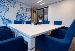 10 Person Private Office