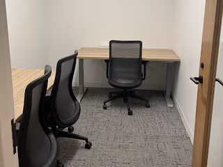 1 Person Private Office