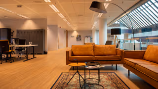 1 Person Private Office