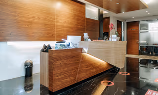 5 Person Private Office