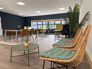 8 Person Private Office