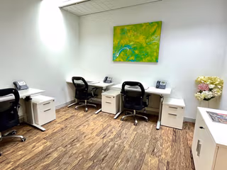 1 Person Coworking Desk
