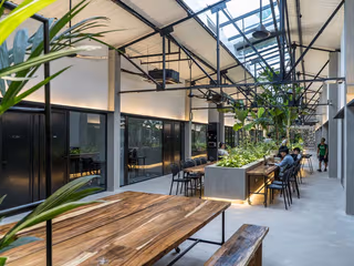 1 Person Coworking Desk