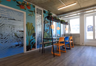 1 Person Private Office