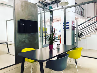 8 Person Private Office