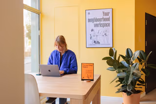 1 Person Coworking Desk