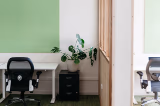1 Person Coworking Desk