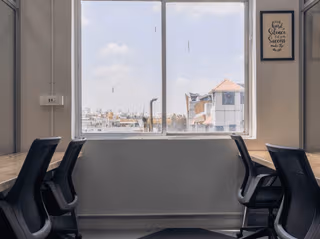 5 Person Coworking Desk