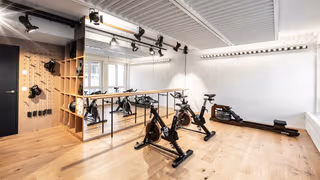 5 Person Private Office