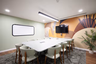 19 Person Private Office