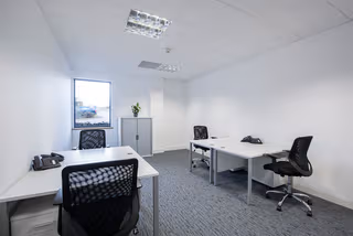 42 Person Private Office