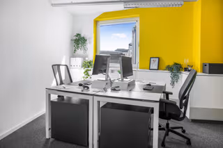 3 Person Private Office