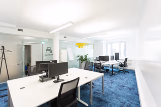 1 Person Private Office