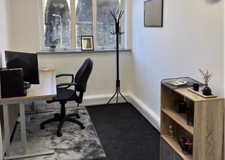 3 Person Private Office