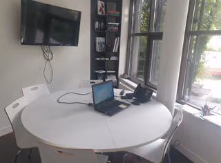 3 Person Private Office
