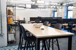 1 Person Coworking Desk