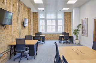 7 Person Private Office