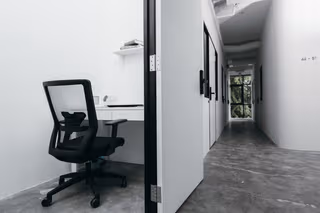 4 Person Private Office