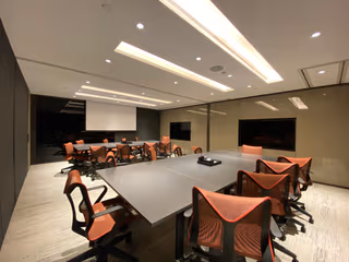 11 Person Private Office