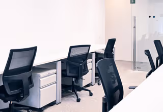 4 Person Private Office