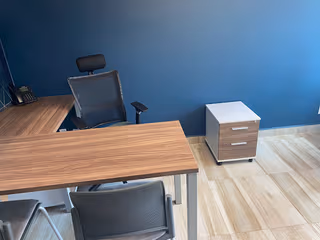 5 Person Private Office