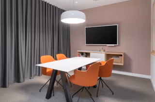 3 Person Private Office