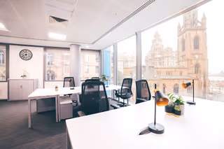 5 Person Private Office