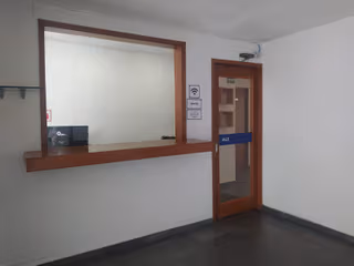 3 Person Coworking Desk