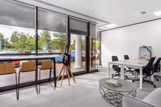 1 Person Private Office