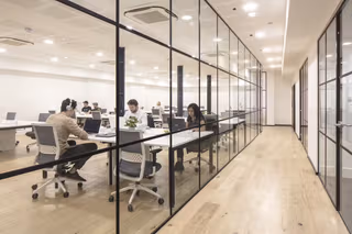 44 Person Enterprise Suite