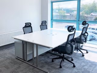 5 Person Private Office