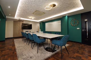 18 Person Private Office