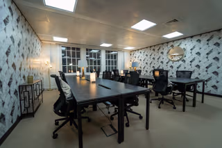 20 Person Private Office
