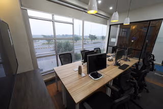 1 Person Private Office