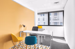 5 Person Private Office