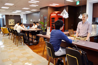 4 Person Coworking Desk